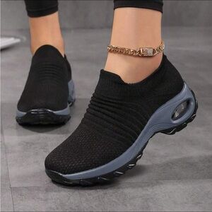 New. Black Women’s Breathable Air Cushion Sneakers – Soft Walking Shoes